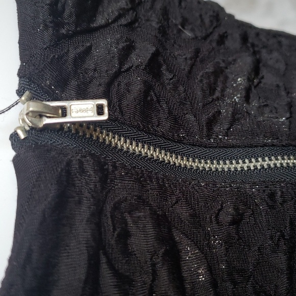 Vintage Forever 21 Black Textured Sleeveless Dress Size S. - Picture 7 of 10